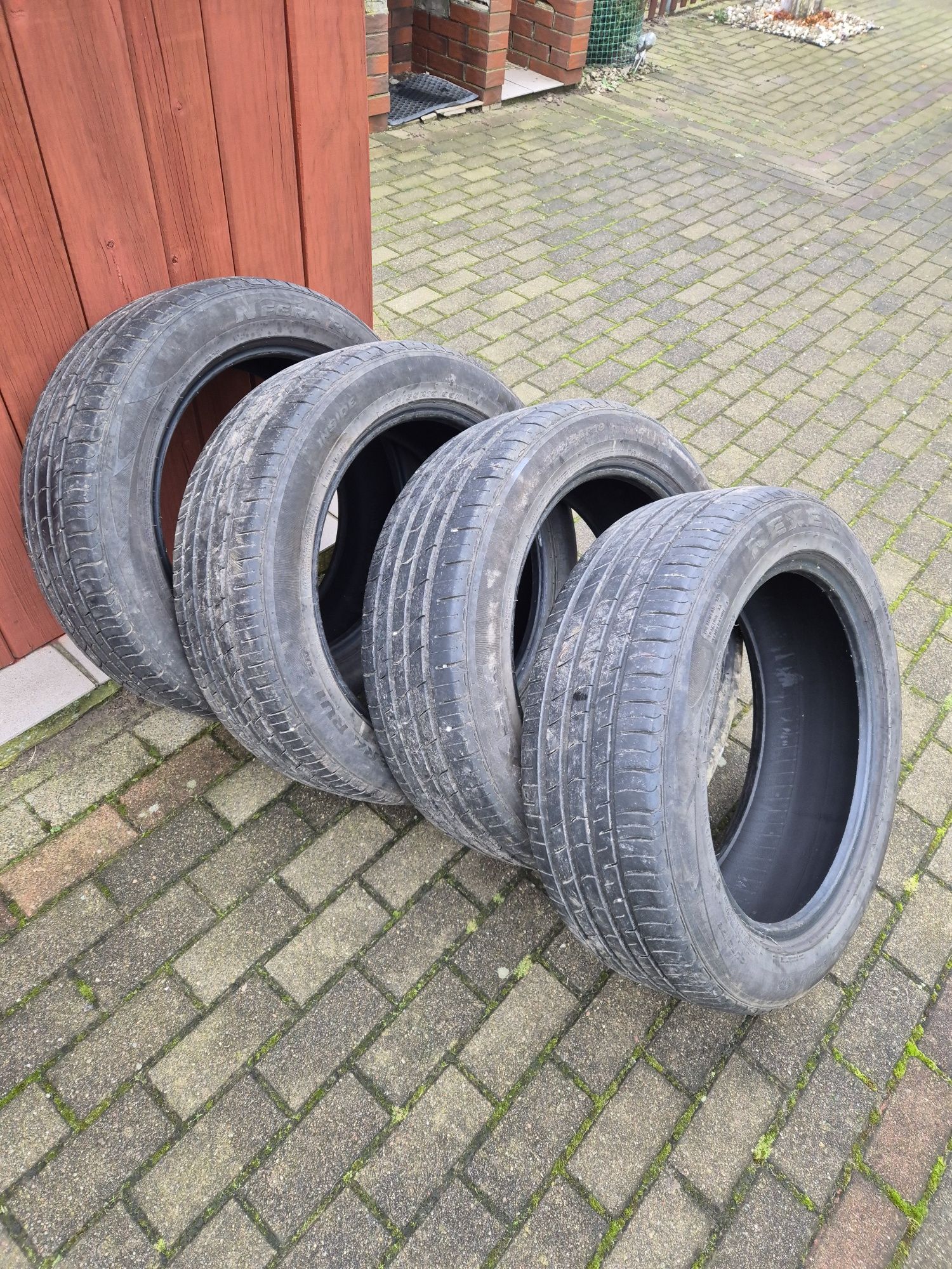 Kpl opon letnich NEXEN N'FERA RU1 225X55X19