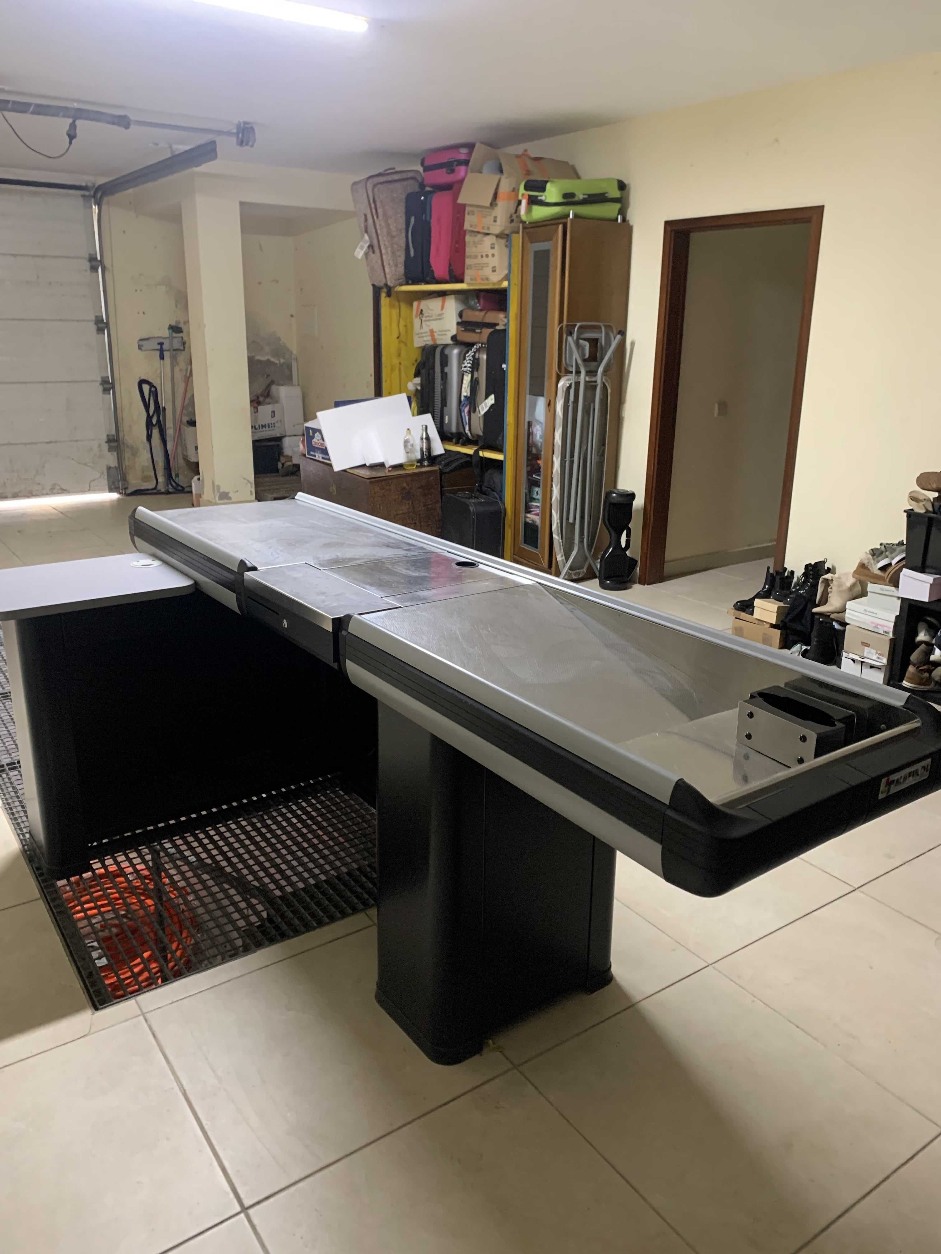 Balcão de Caixa Automático Mafirol MSPO c/Vinil de proteção