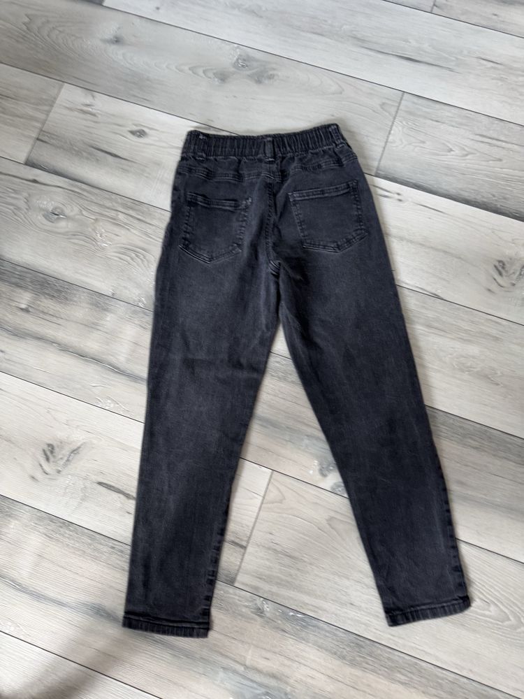 Dziewczęce  spodnie jeans 152
