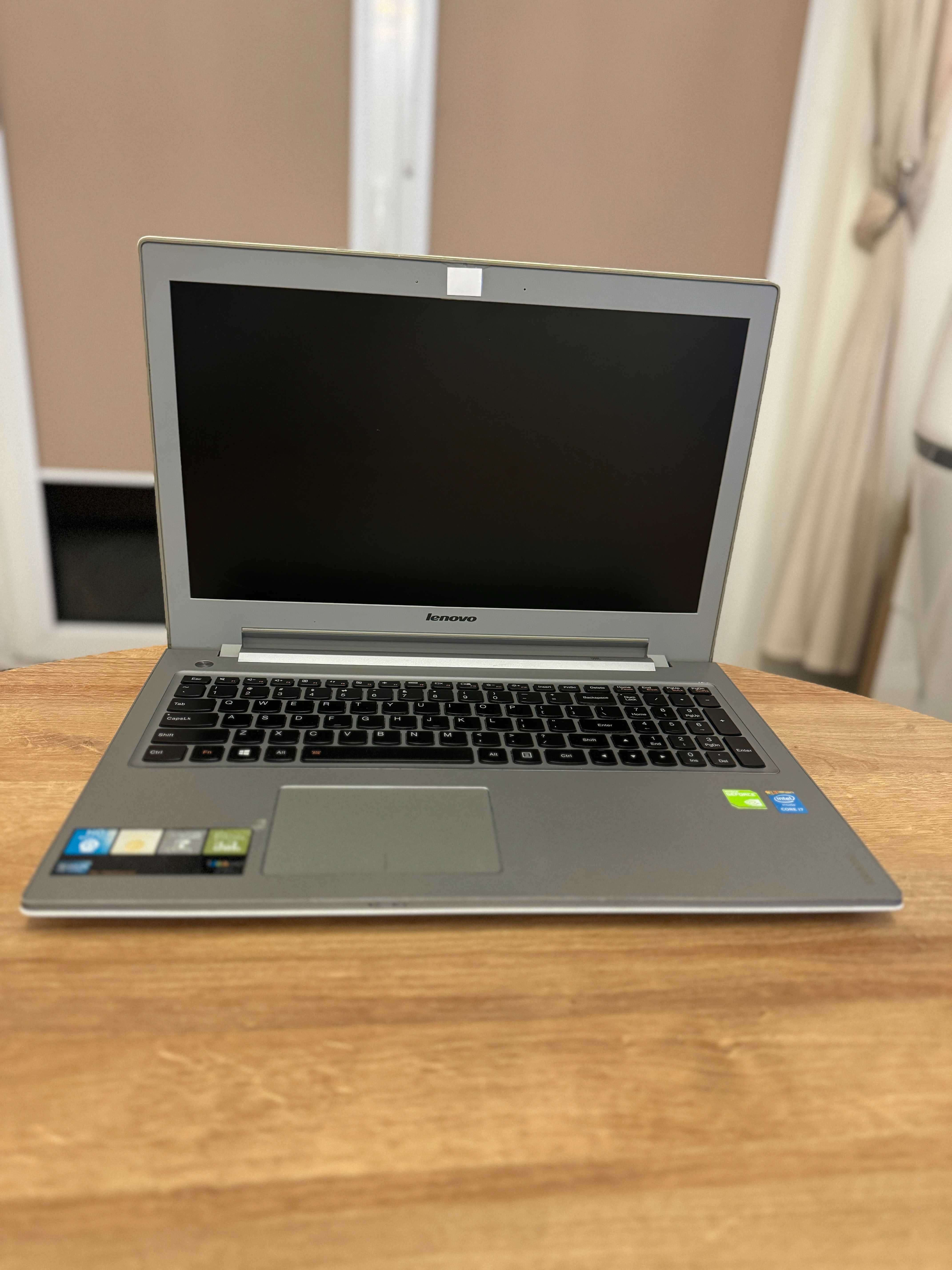 Używany laptop Lenovo Z510 w 100% sprawny, stan dobry. 8GB,1TB,GT 740M