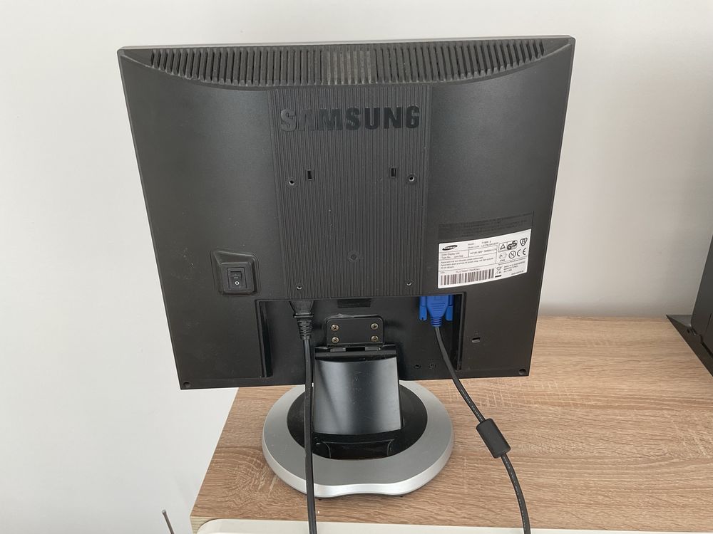 Sprzedam monitor samsung sync master