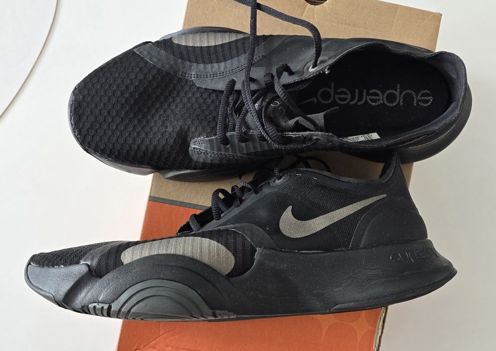 Buty męskie czarne Nike Superrep Go roz.43