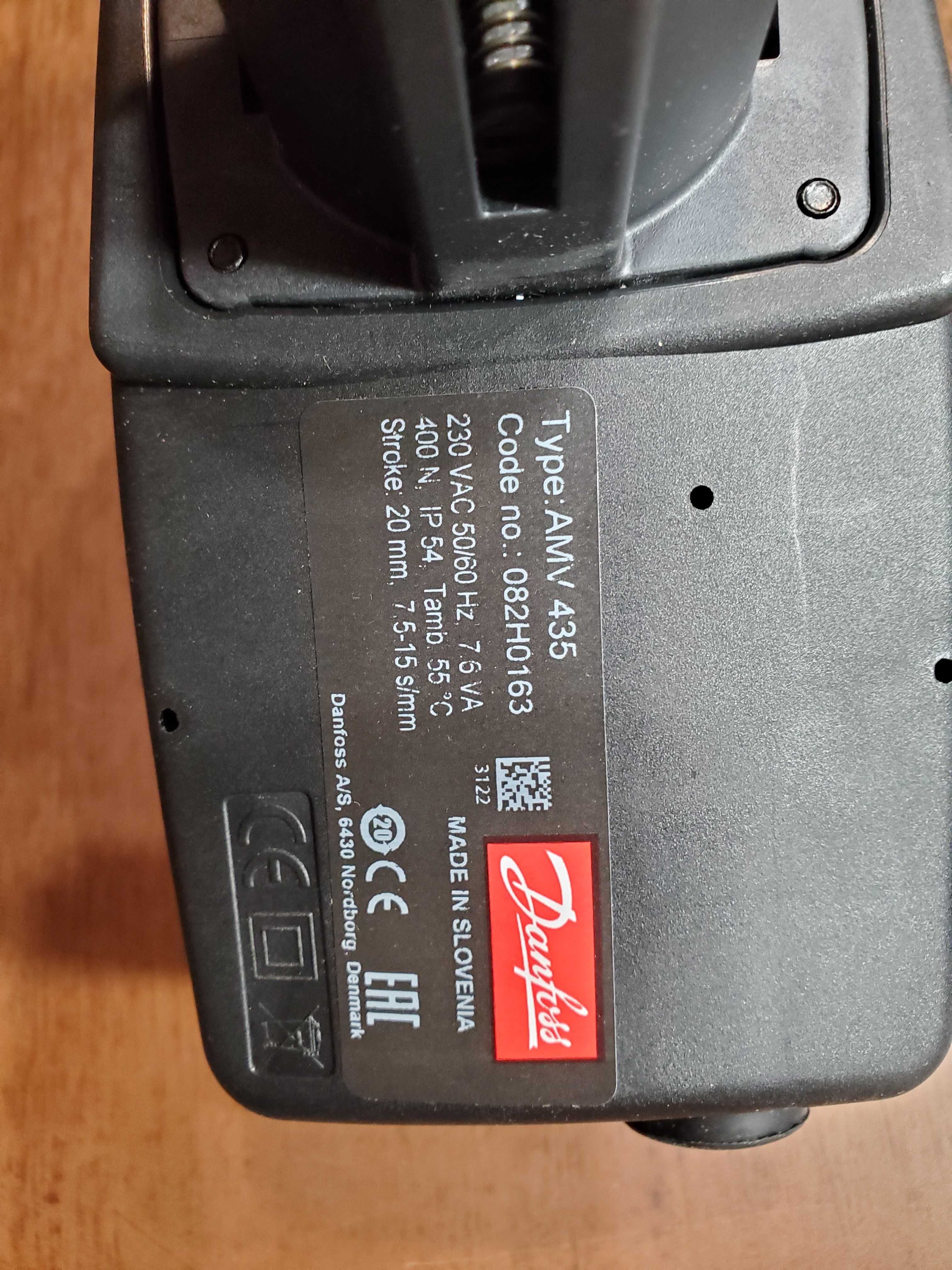 Сідельний регулюючий клапан Danfoss VF3 з електроприводом