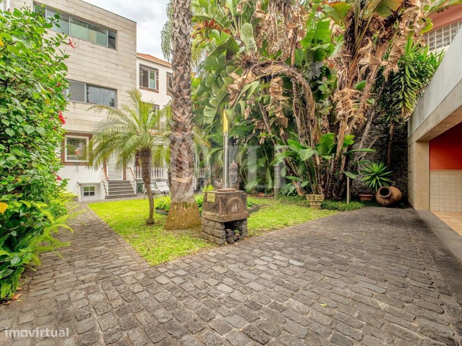 Moradia T3 em São Pedro, Funchal, Madeira