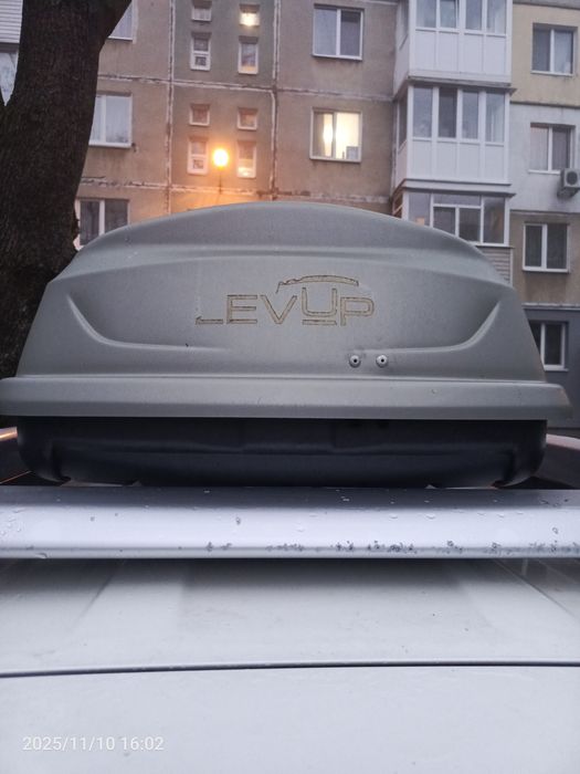 Автобокс (автомобільний бокс)