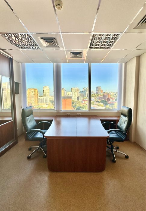 Продам офіс 128 м2 в БЦ Призма Міст Сіті центр панор вікна