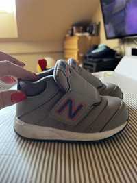 Buty new balance rozmiar 23.5