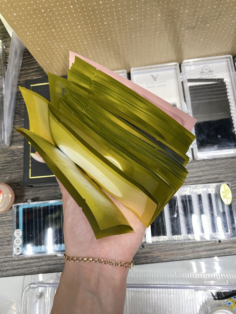 Продам Недорого матеріали для нарощення вій