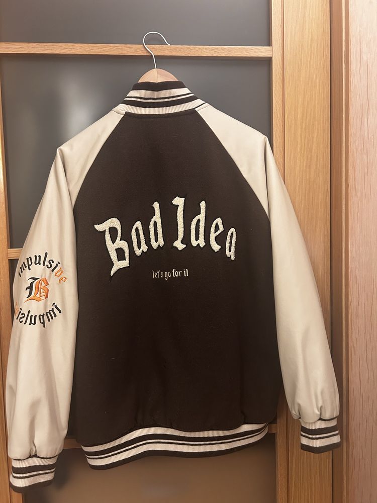 Casaco Varsity Bershka – Tamanho L