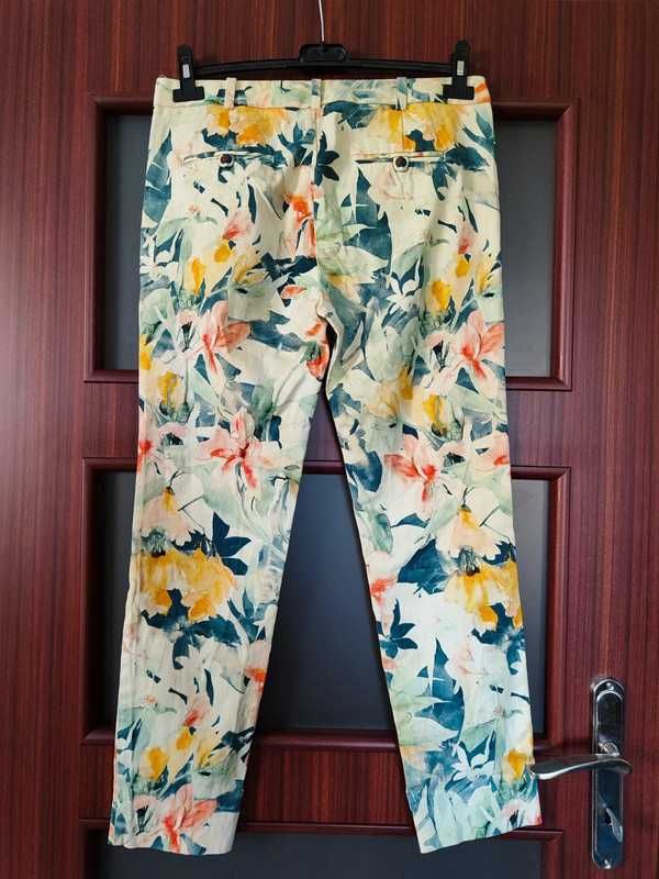 Spodnie Zara materiałowe kwiaty kwiatki cygaretki chino chinosy 38 M