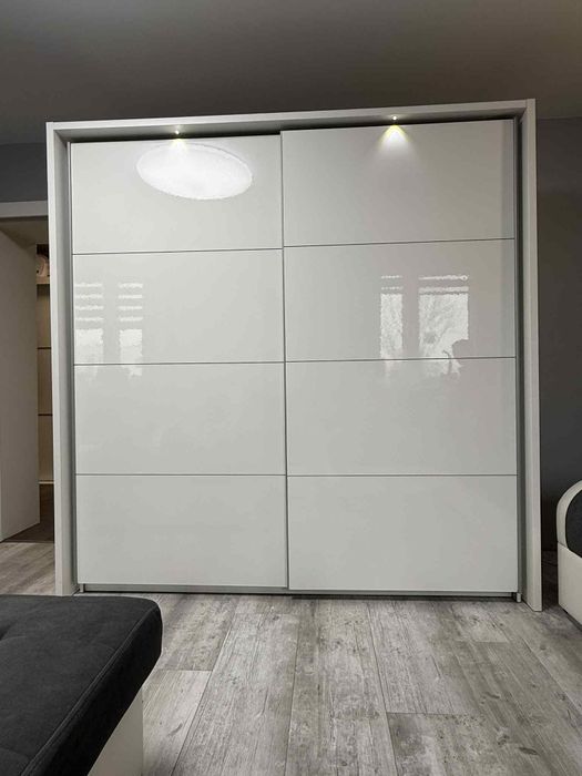 Szafa biały połysk Agata meble