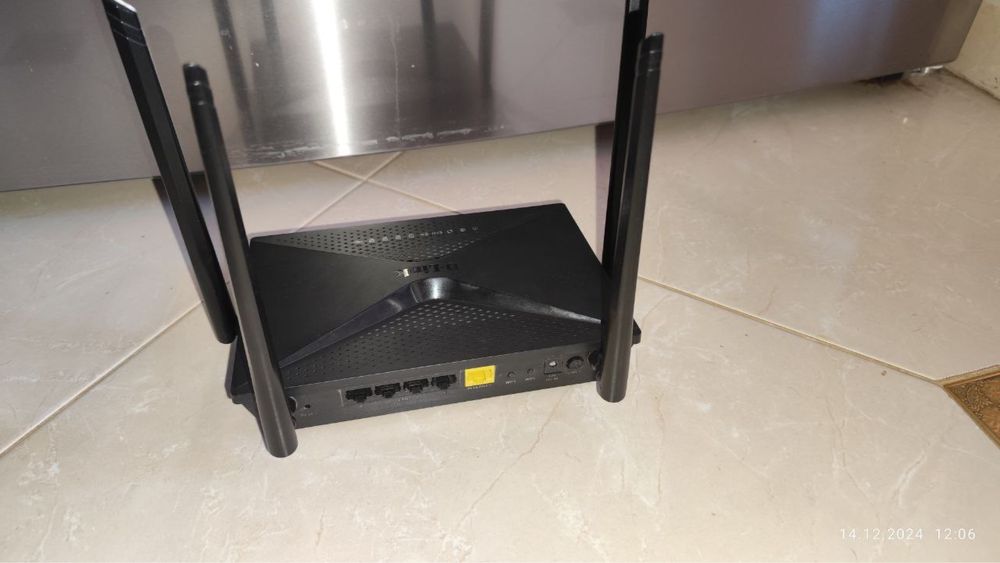 Беспроводной гигабитный маршрутизатор