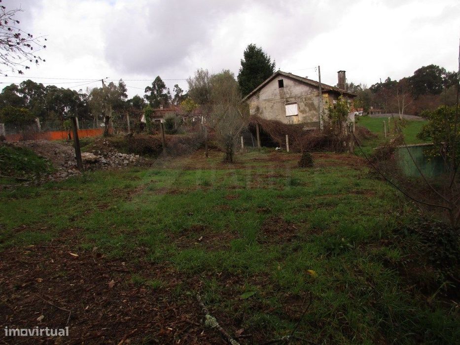 Terreno para construção, bem localizado.
