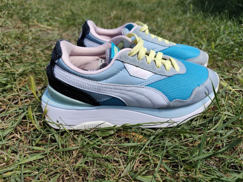 Puma жіночі кросівки