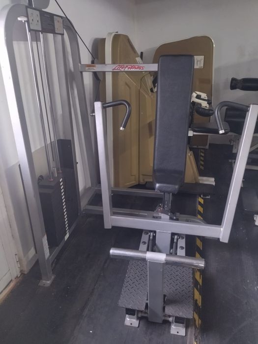 Chest press da life fitness máquina de ginásio