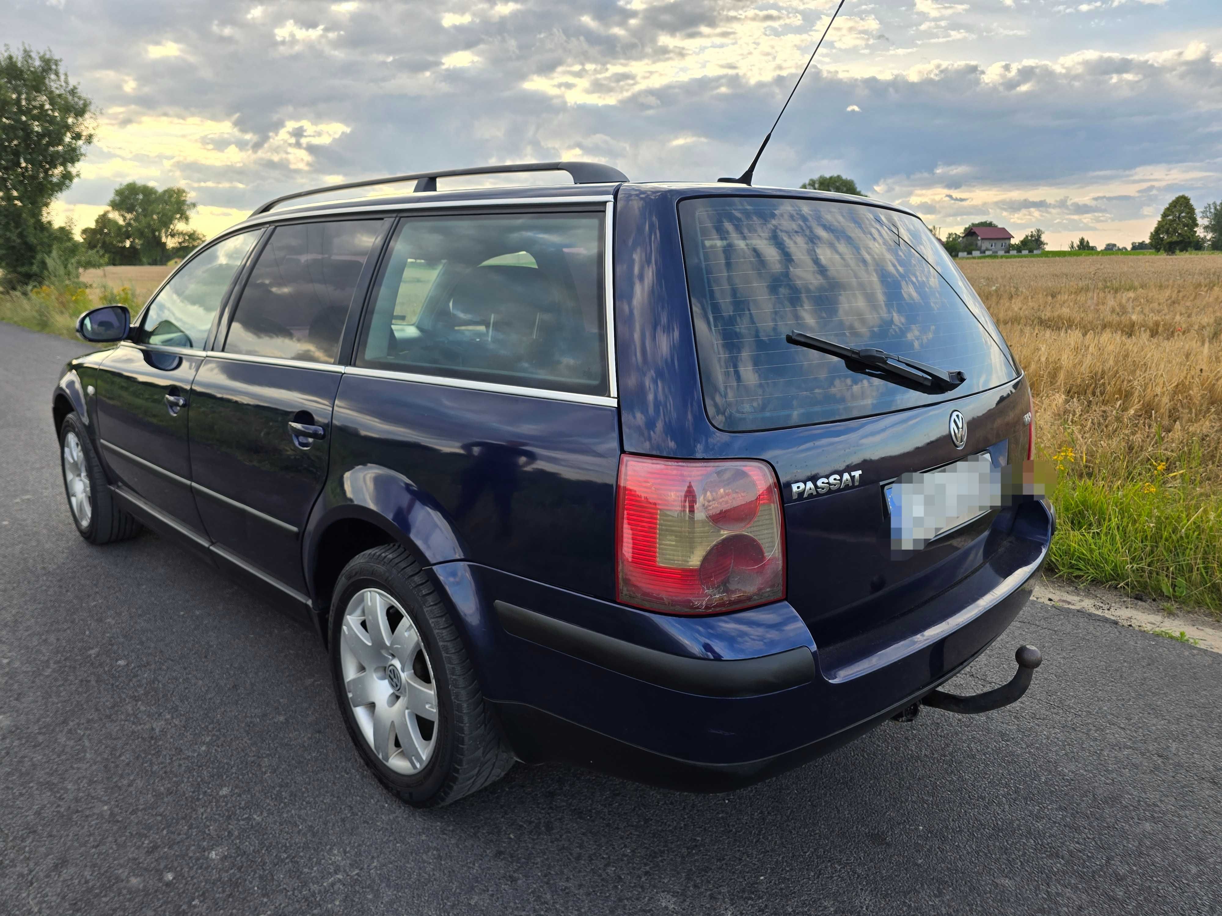 Volkswagen Passat B5 LIFT 2001 Rok 1.9 TDI 130 KM Kombi HAK
