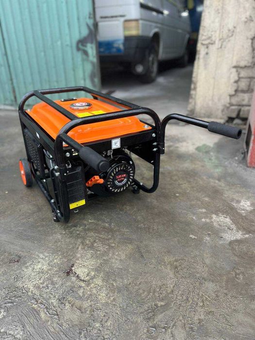 Бензиновий генератор Cross Tools CPG 3000 V