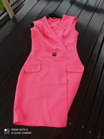 Neonowa sukienka zakładana zamek róż koral