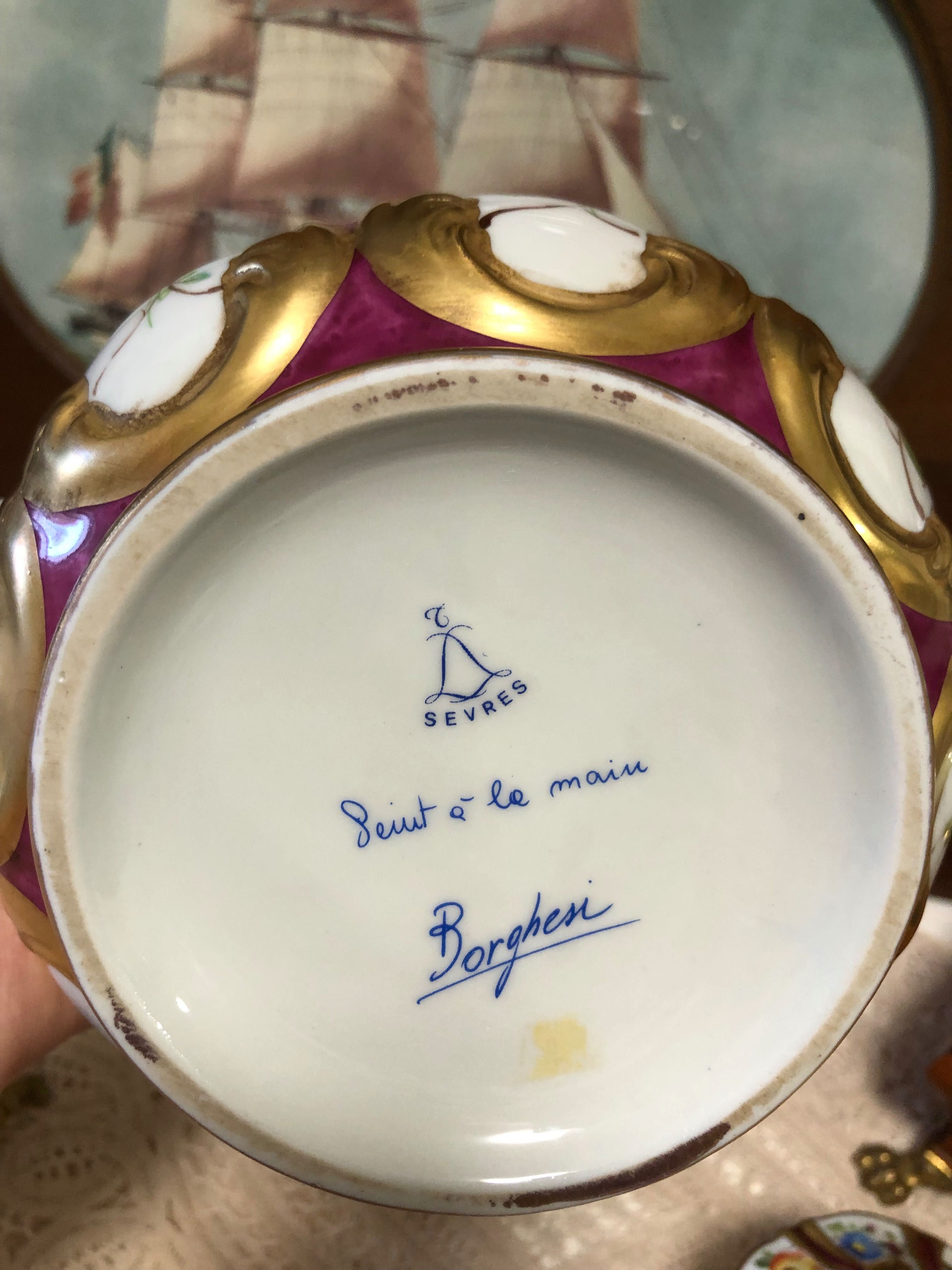 Antigo serviço de chá em porcelana estilo Sèvres