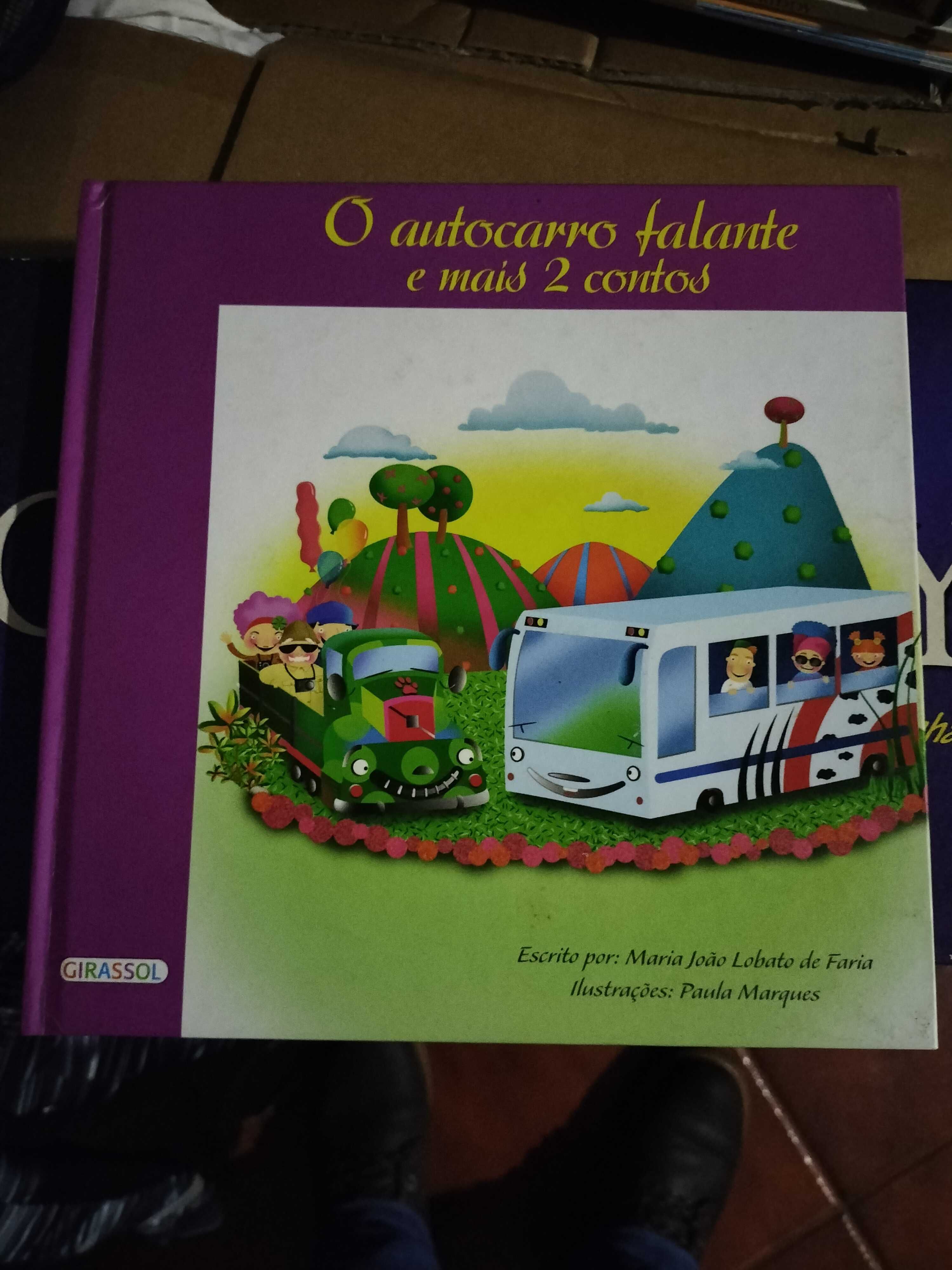 Livro infantil O autocarro falante, mais dois contos.