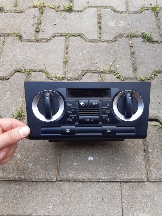 Panel klimatyzacji Audi A3 8P klimy