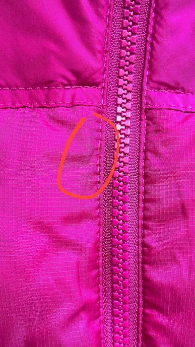 Жіноча жилетка The north face безрукавка TNF жилет 700 XS тнф