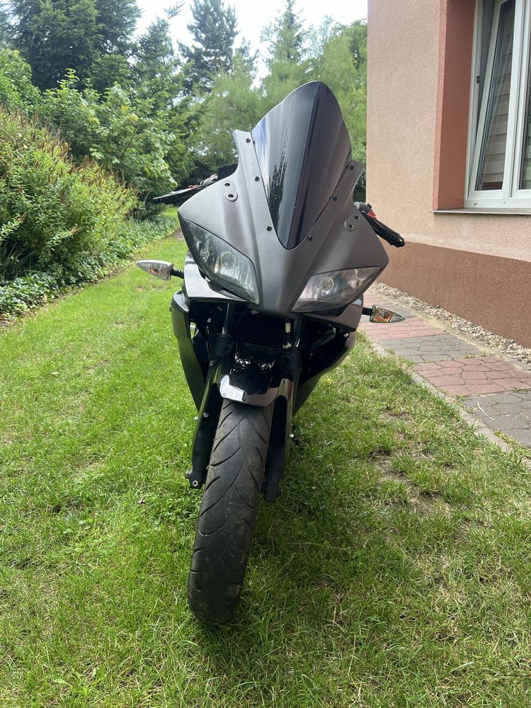 Yamaha yzf r125 uszkodzona 2010r