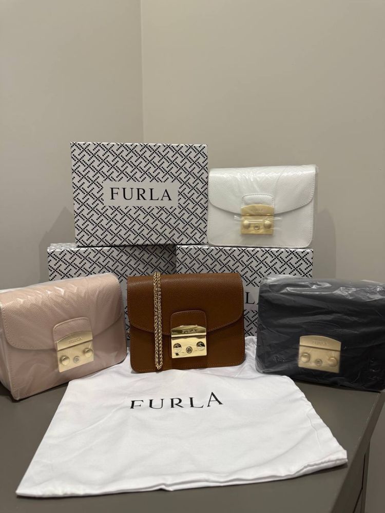 Сумка furla оригінальна (чорна,біла, коричнева, пудра)