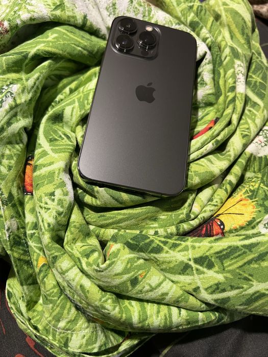 Продам iPhone 13 Pro 128ГБ