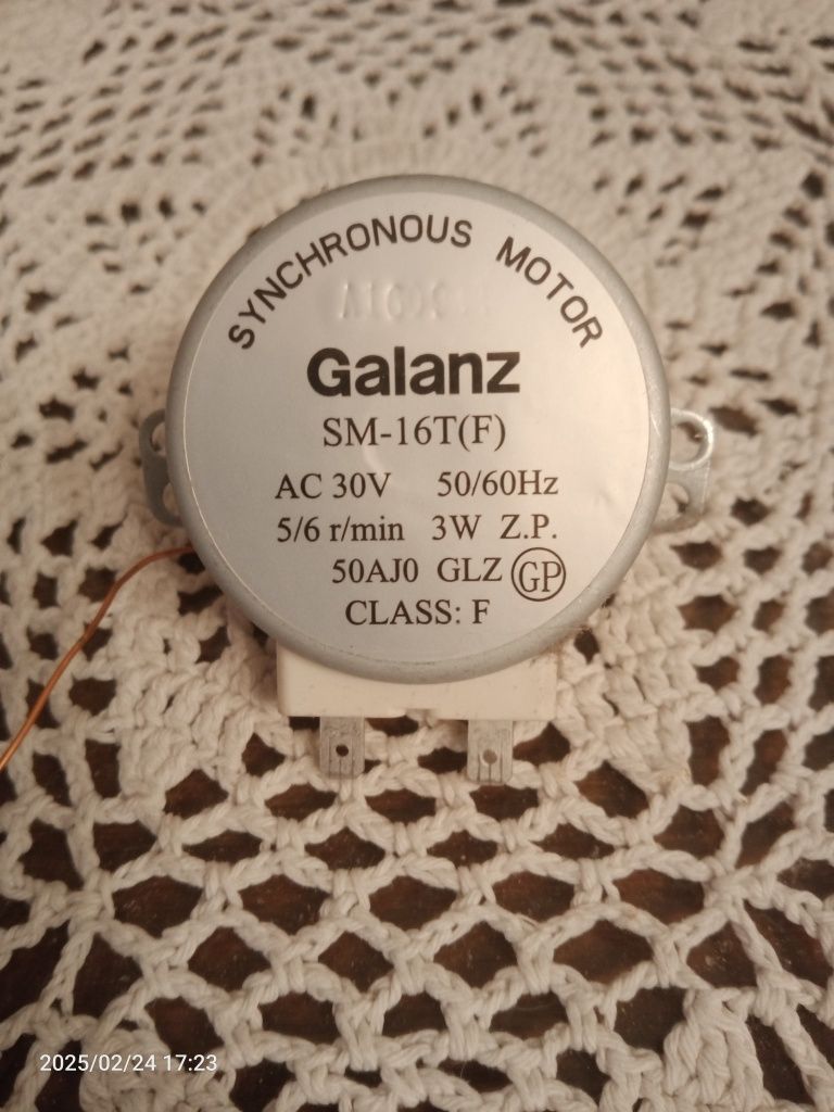 Silniczek talerza mikrofali GALANZ SM-16T(F)