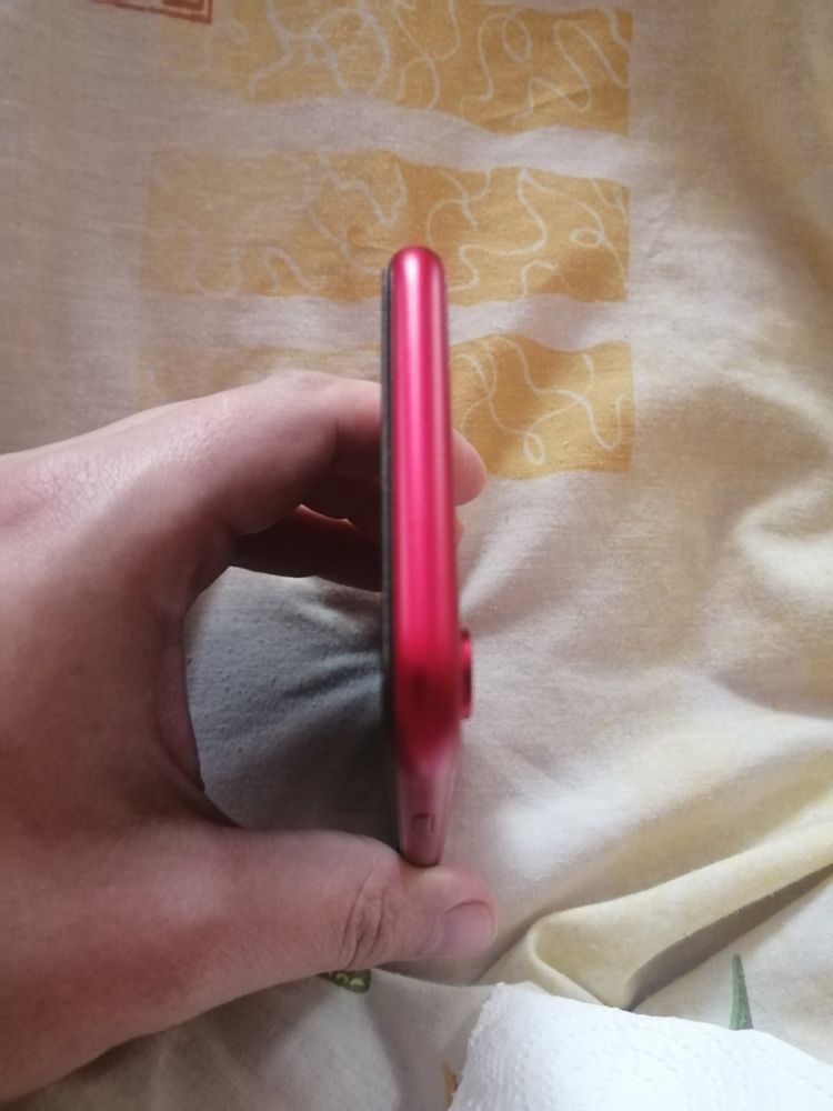Iphone Xr Red ( Обмен )