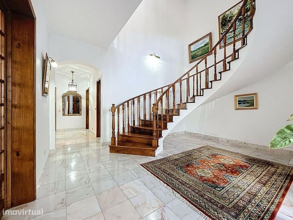 Moradia T5 com garagem - Fajã de Cima - Ponta Delgada (Açores)