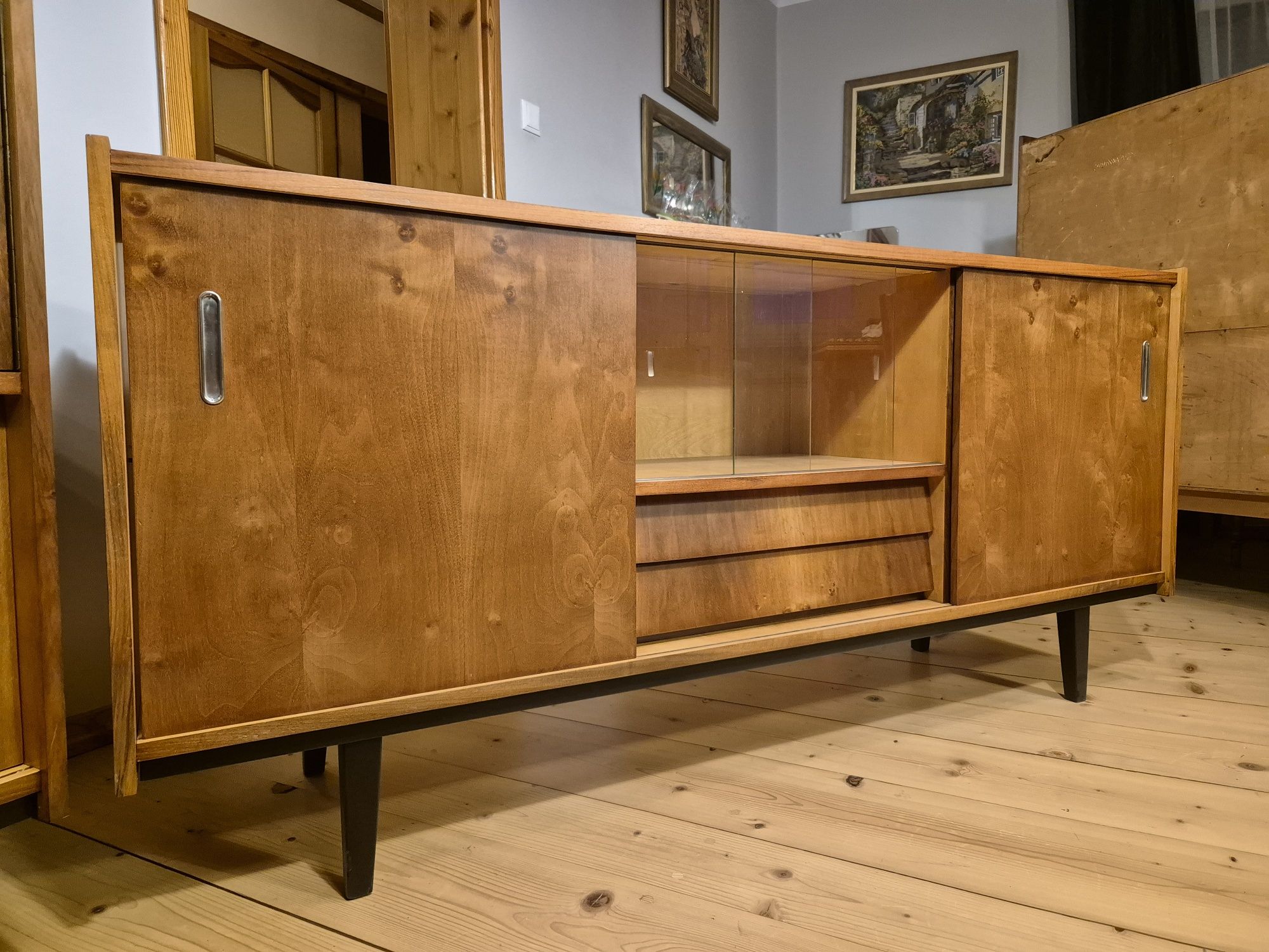 Komoda/sideboard Bytomskie Fabryki Mebli po renowacji! PRL VINTAGE