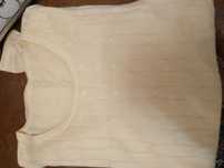 camisola branca de lã, fininha mas quente