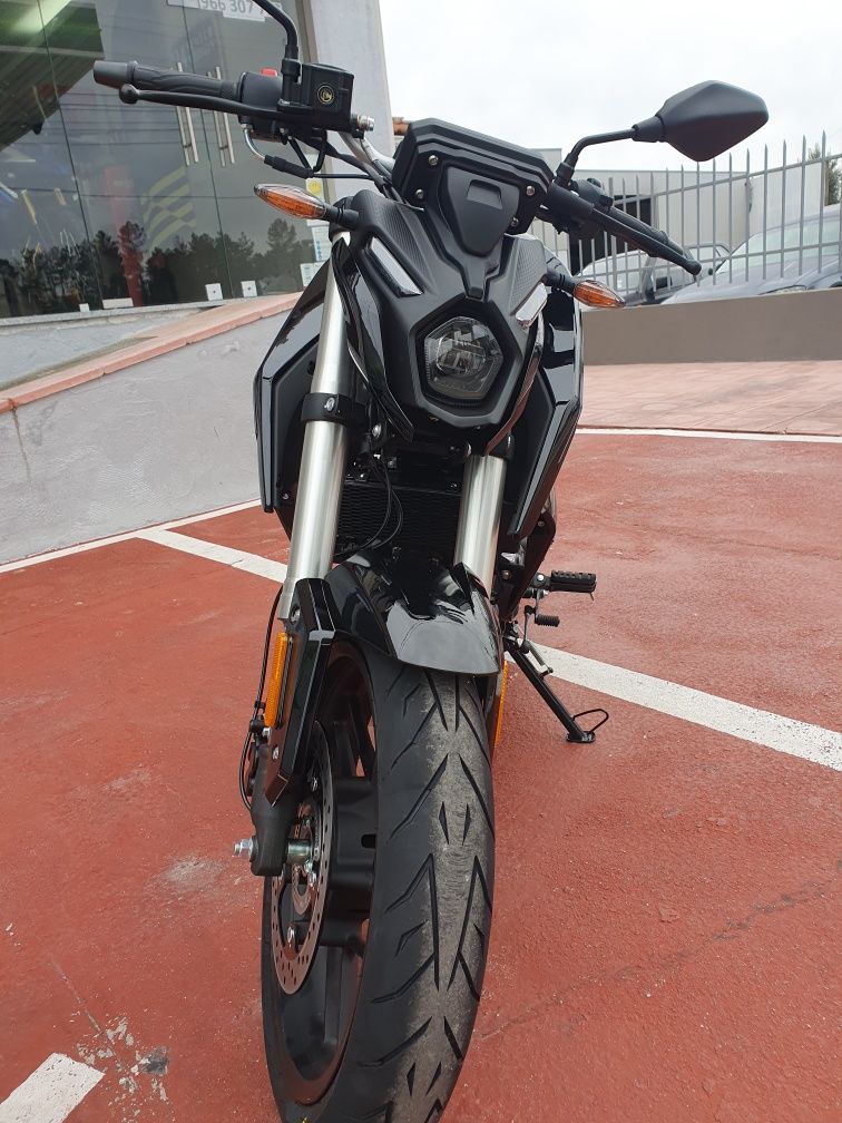 Voge  125r  2025
