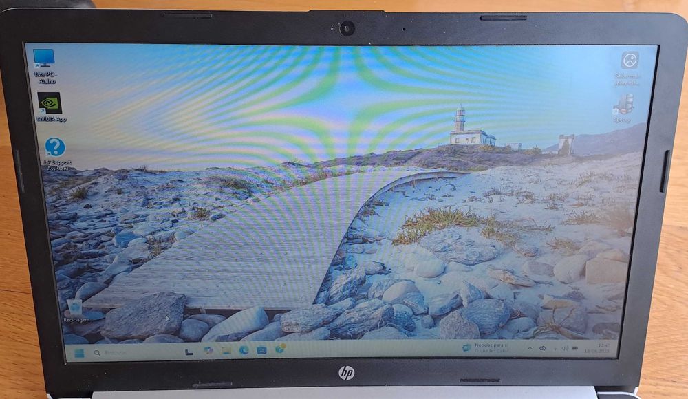 HP 15DA1044NP I5 Geração Windows11 16Gb Ram Nvidia MX110 2Gb Novo