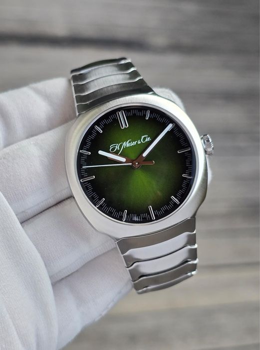 H.Mosier &Cie streamliner green centre Second , rolex omega Ap