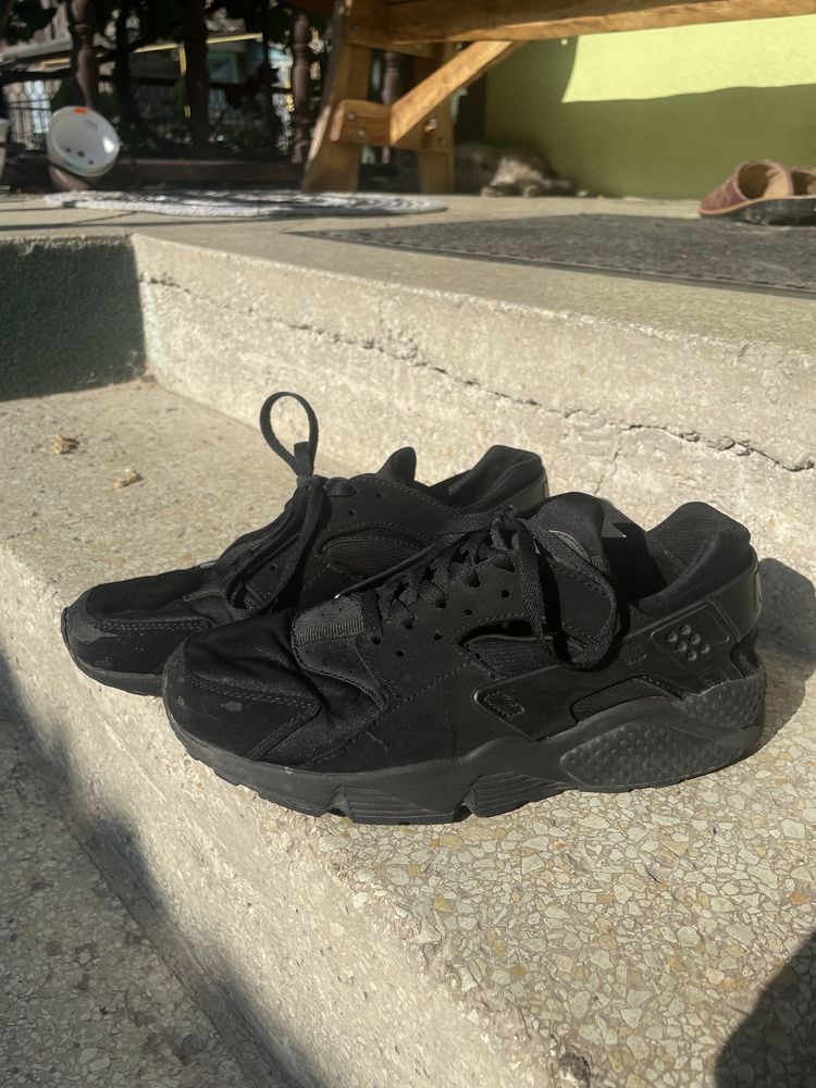 Кросівки Nike air huarache