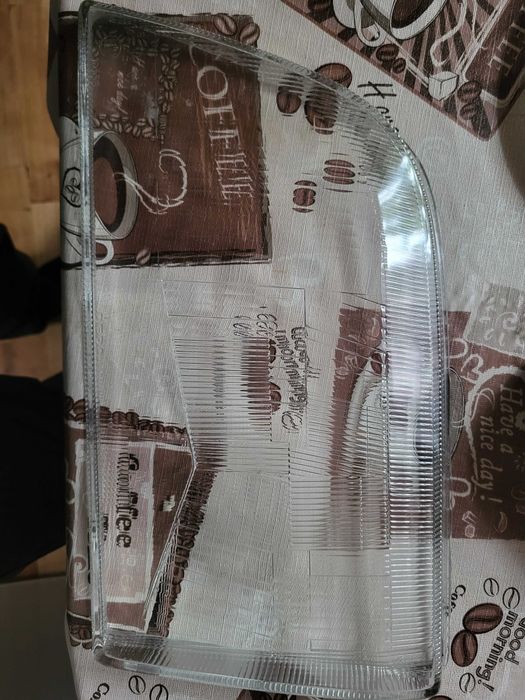 Продам  накладки на фари (кабан)
