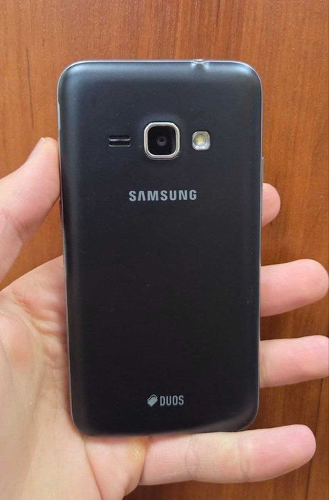Samsung Galaxy J1 (2016) SM-J120H 1/8GB