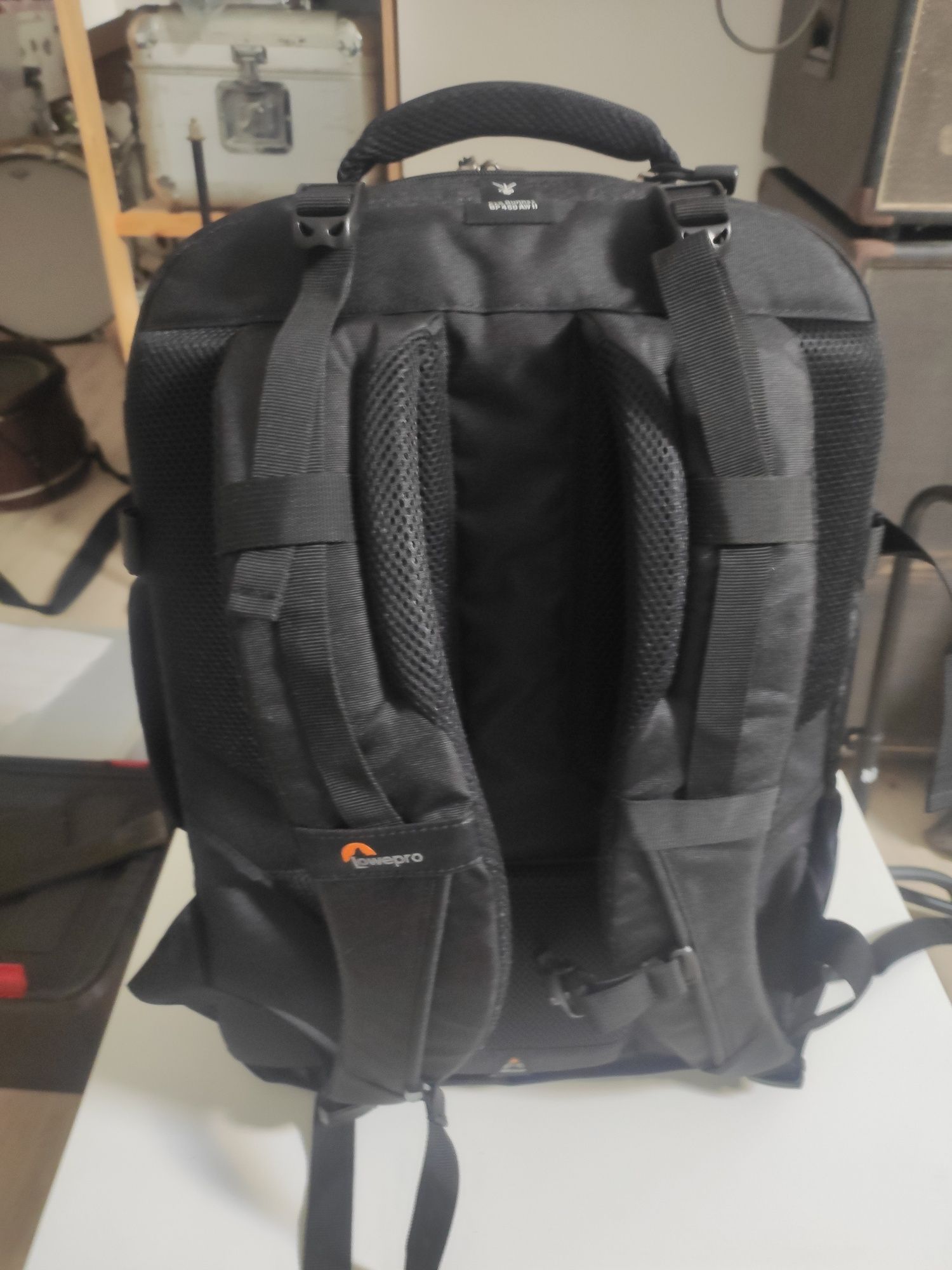 Lowepro Runner 450 AW II nunca usada