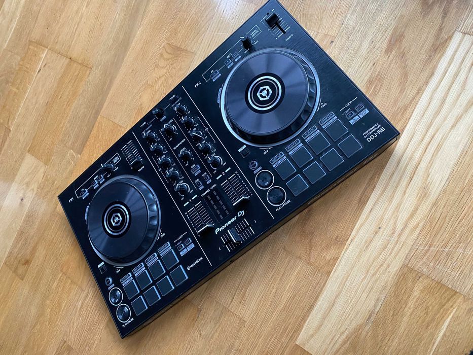 Pioneer DDJ-RB – kontroler DJ, stan bardzo dobry