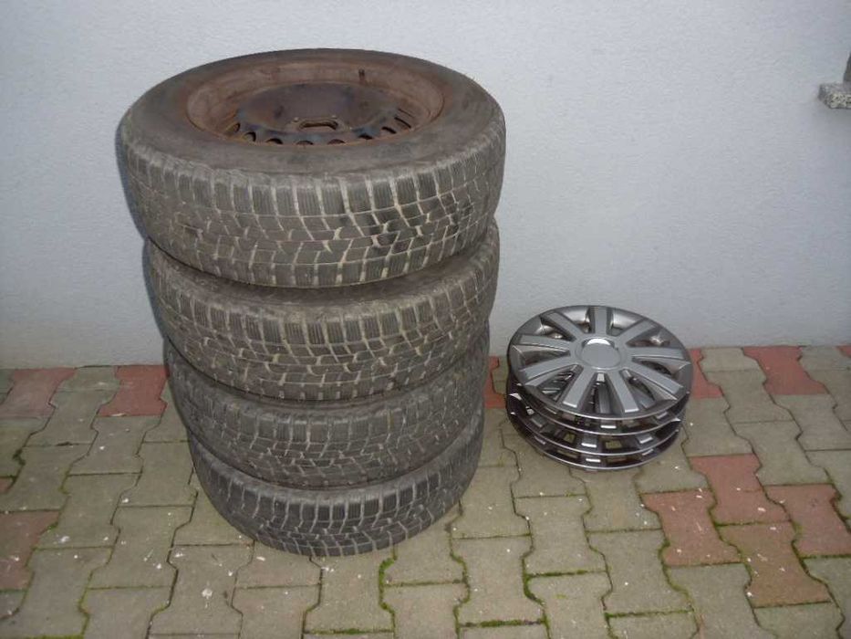 felgi R15 5x110 plus opony zimowe , kołpaki