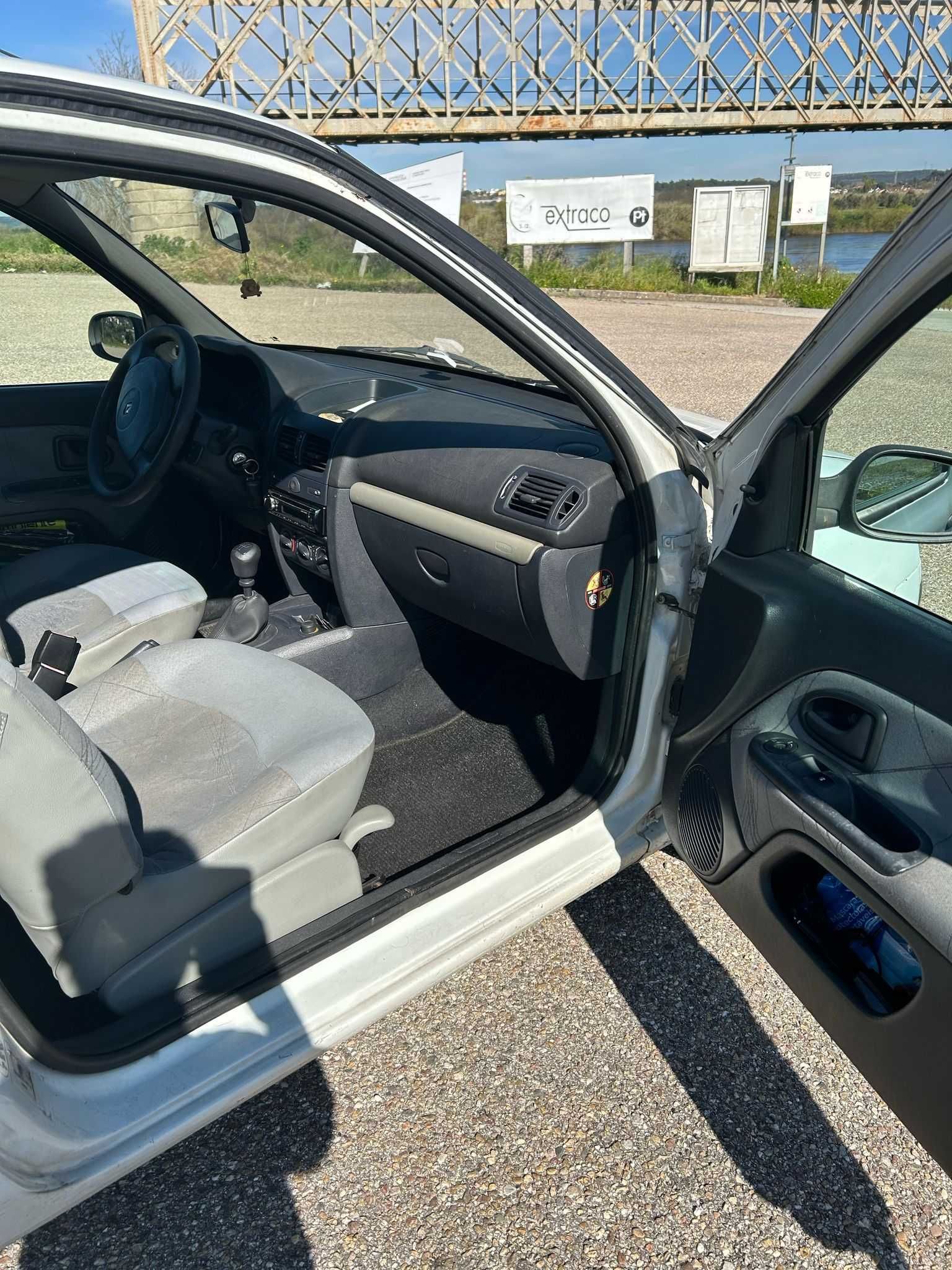 Renault Clio 1.5 dCi 2003