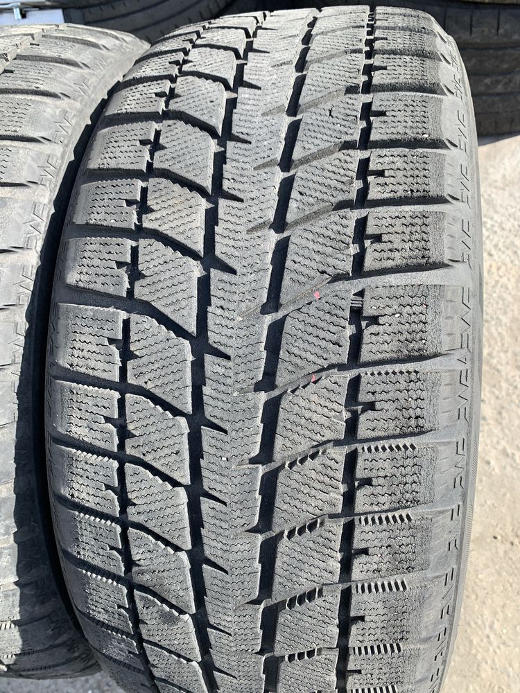 Шины зимние 225/50/17 Bridgestone Blizzak WS70