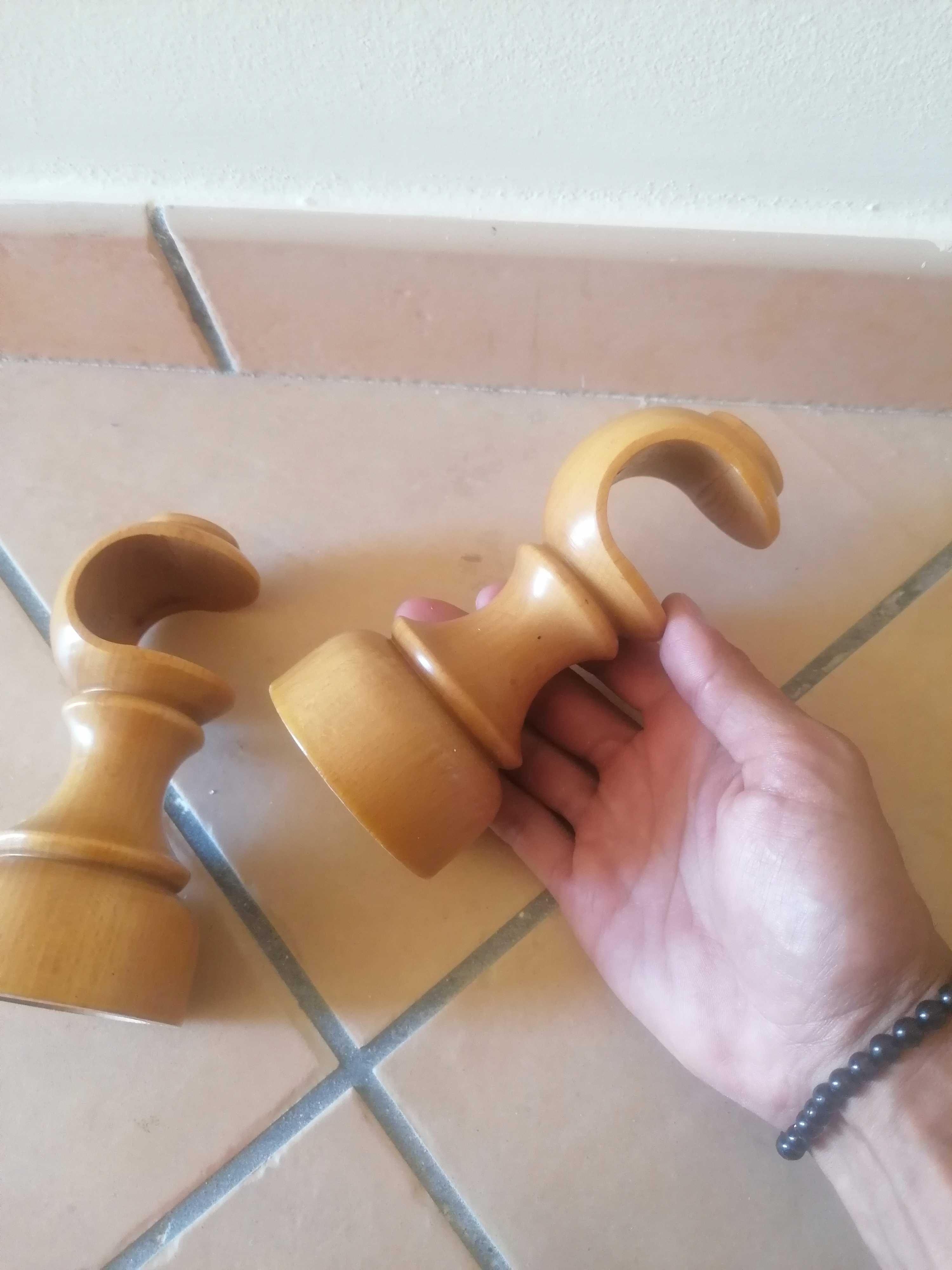 Suportes Terminais de Madeira para Cortinas Cortinados