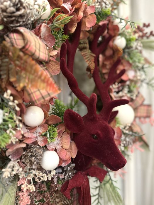 Wianek Świąteczny  z Bordowym Reniferem
