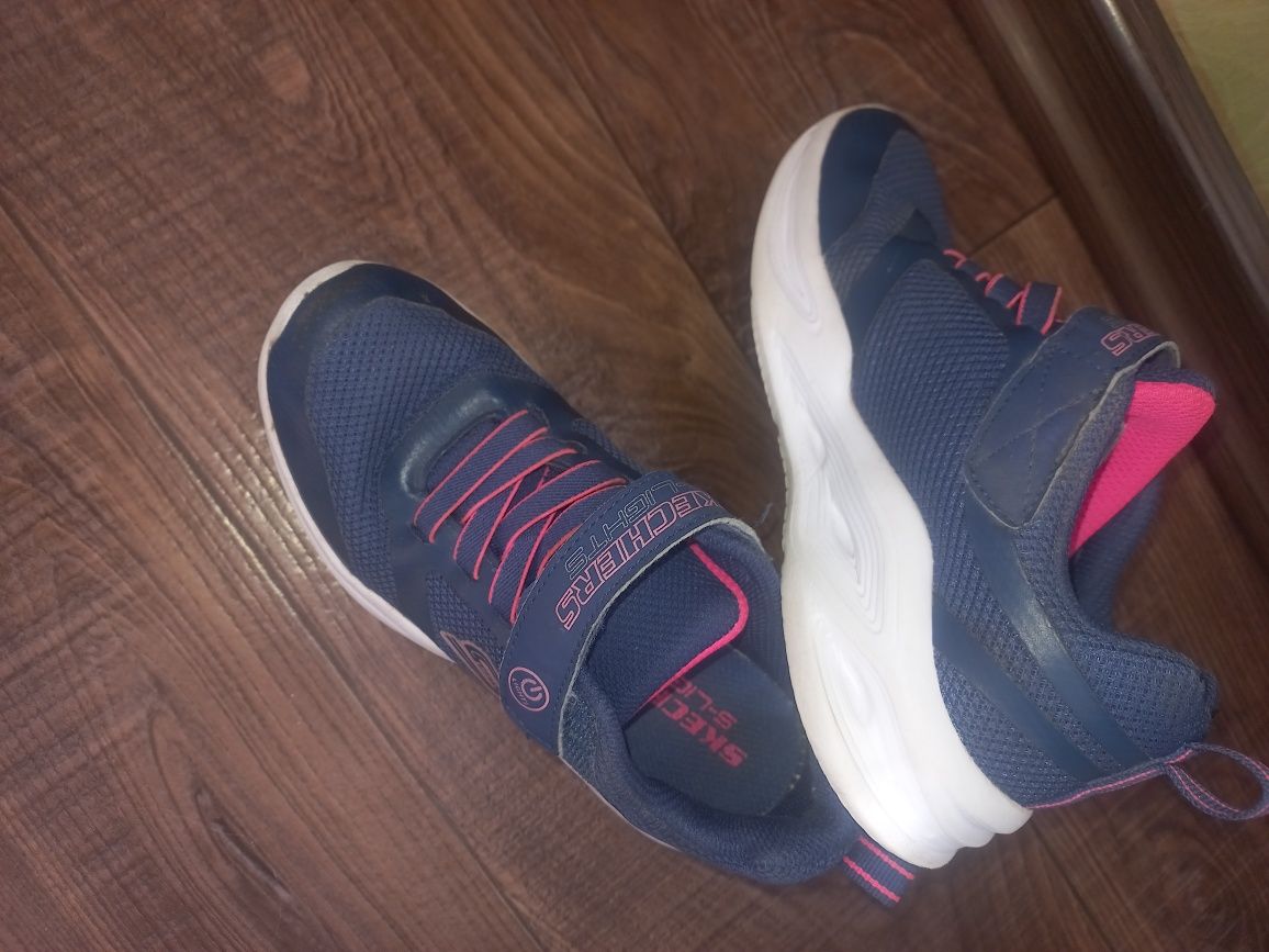 Кроссовки детские  Sketchers р. 29
