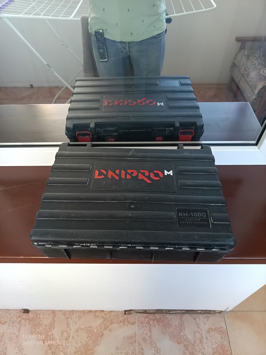 Перфоратор прямий Dnipro-M RH-100