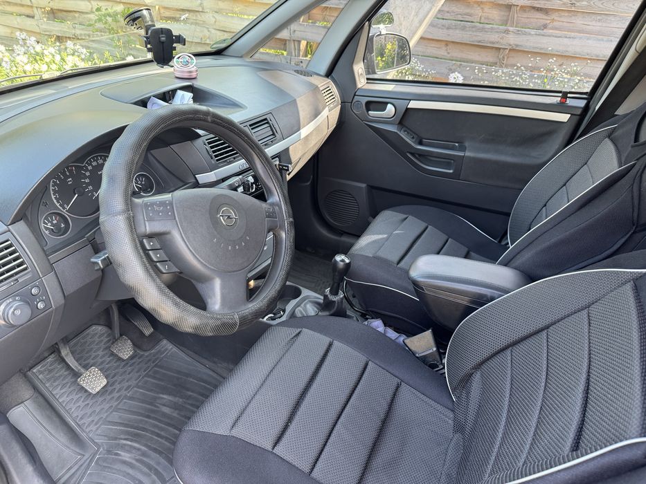 Прадається опель меріва